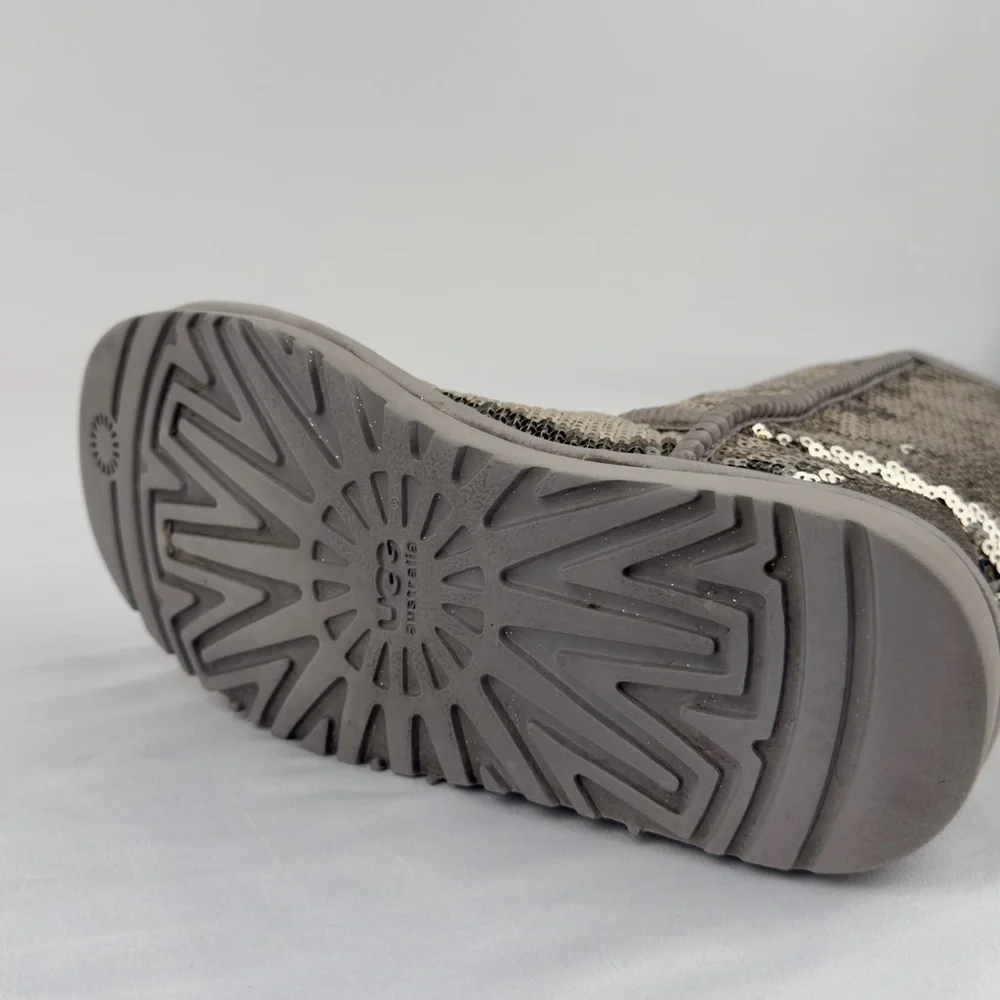 UGG Classic Short Sequin Sparkle Boots Silver Womens US 5